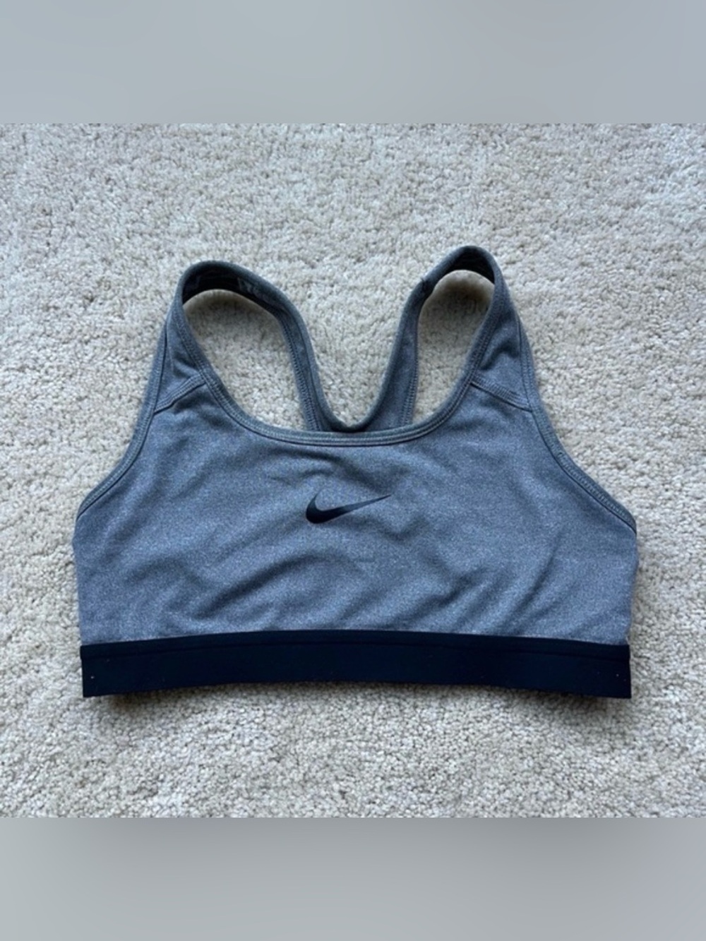 Nike Dri-Fit Women’s Gray Racerback Sports Bra - Sz S - VGUC